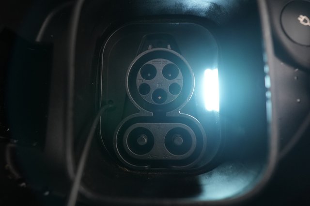 2024 Polestar 2 — photo 8 of 24