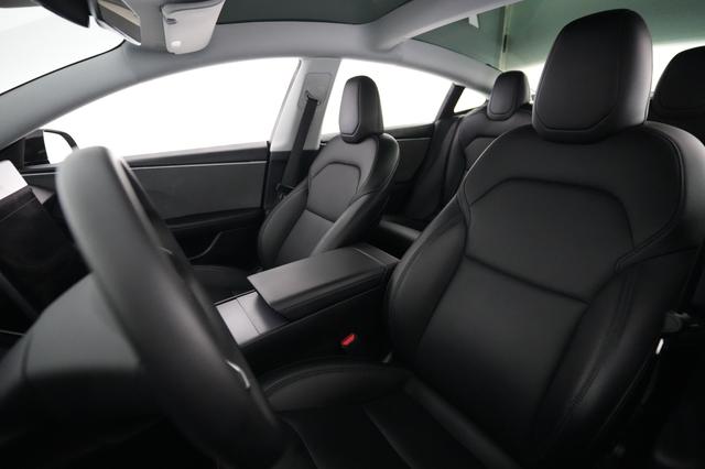 2024 Tesla Model 3 — photo 3 of 21