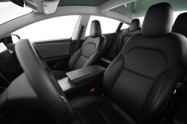2024 Tesla Model 3 — photo 3 of 21