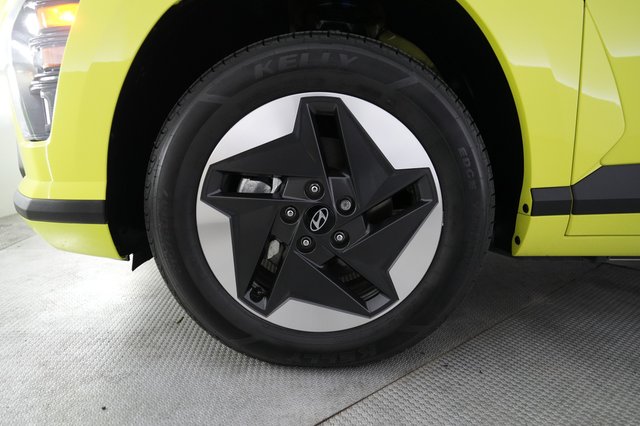 2024 Hyundai Kona Electric — photo 15 of 22