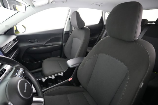 2024 Hyundai Kona Electric — photo 3 of 22