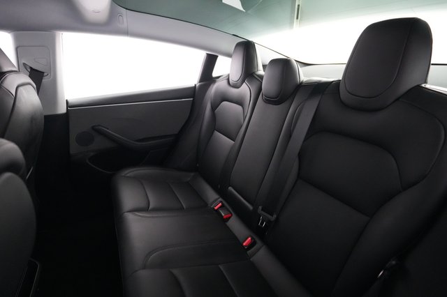 2025 Tesla Model 3 — photo 19 of 22