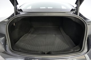 2025 Tesla Model 3 — photo 6 of 22