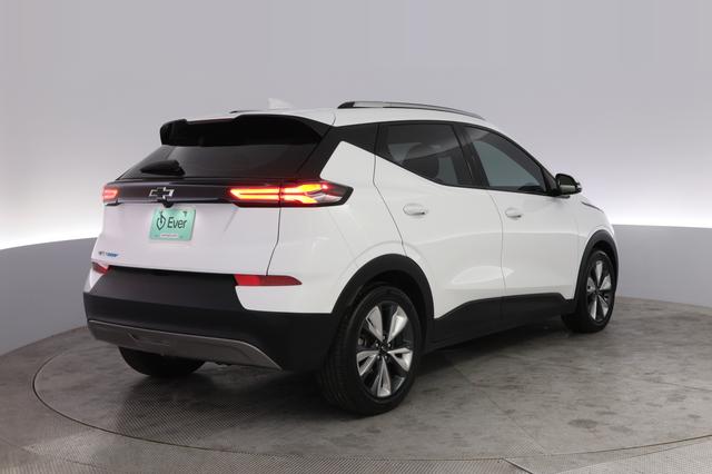 2022 Chevrolet Bolt EUV — photo 2 of 20