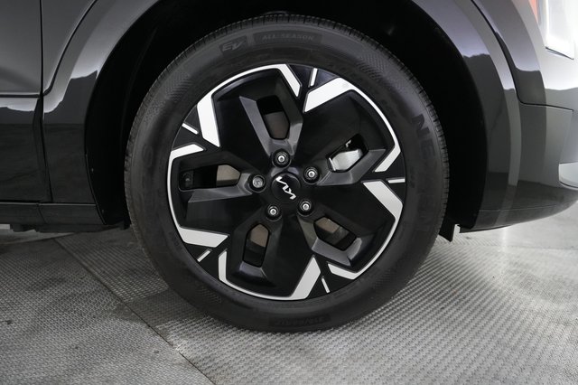 2023 Kia Niro EV — photo 16 of 21