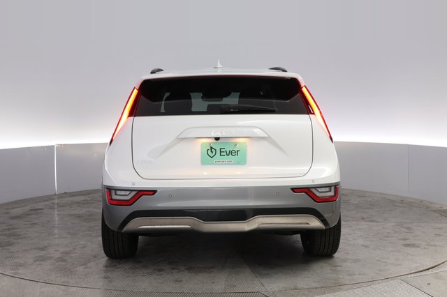 2023 Kia Niro EV — photo 12 of 21