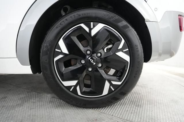 2023 Kia Niro EV — photo 7 of 21