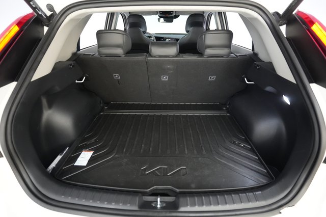 2023 Kia Niro EV — photo 6 of 21