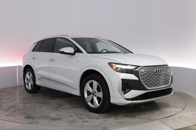 2023 Audi Q4 e-tron — photo 10 of 20