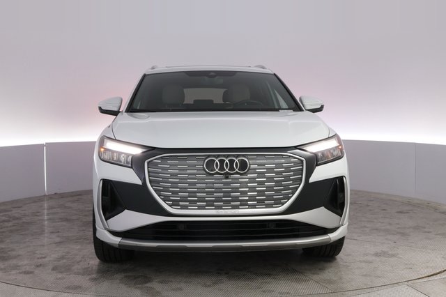 2023 Audi Q4 e-tron — photo 9 of 20