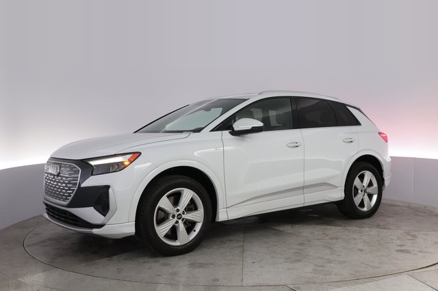 2023 Audi Q4 e-tron — photo 14 of 20