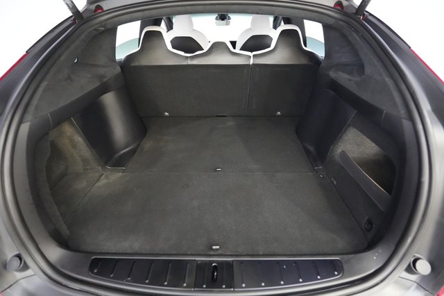 2023 Tesla Model X — photo 6 of 24