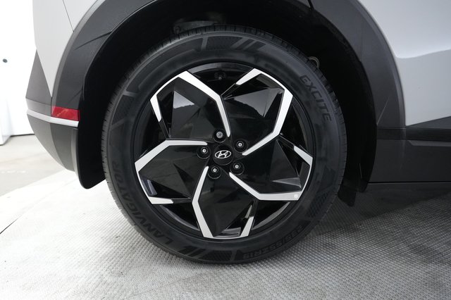 2023 Hyundai IONIQ 5 — photo 17 of 24