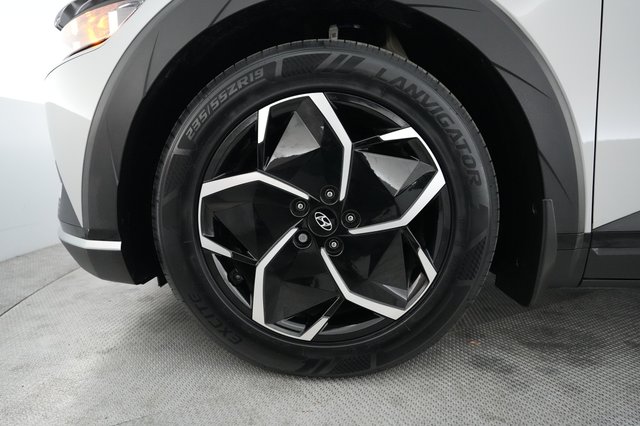 2023 Hyundai IONIQ 5 — photo 15 of 24