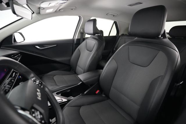2023 Kia Niro EV — photo 3 of 22