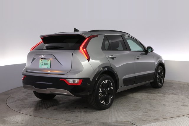 2023 Kia Niro EV — photo 2 of 22