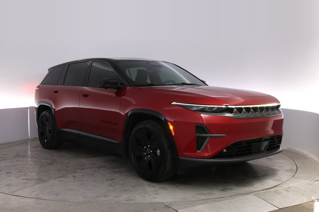 2024 Jeep Wagoneer S — photo 10 of 22