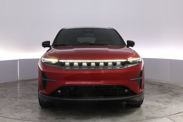 2024 Jeep Wagoneer S — photo 9 of 22