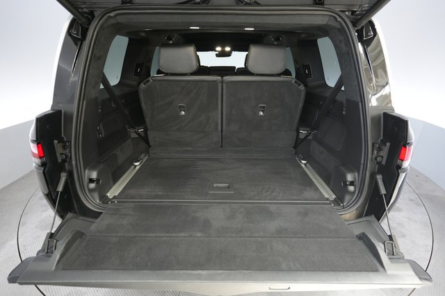 2024 Rivian R1S — photo 6 of 23