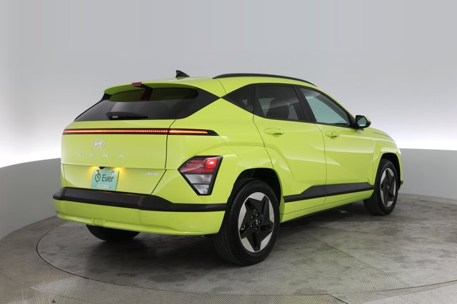 2024 Hyundai Kona Electric — photo 2 of 21