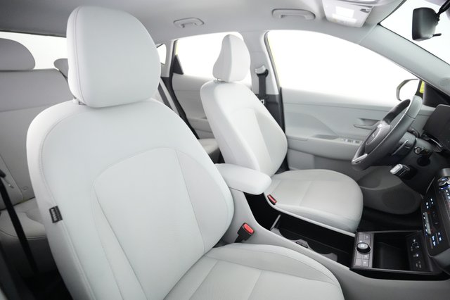 2024 Hyundai Kona Electric — photo 18 of 21