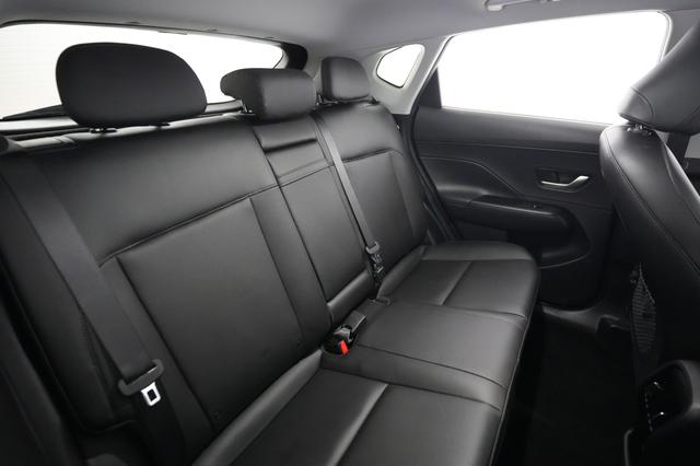 2024 Hyundai Kona Electric — photo 4 of 21