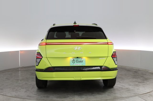 2024 Hyundai Kona Electric — photo 12 of 21