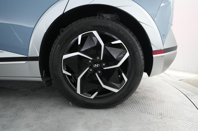 2024 Hyundai IONIQ 5 — photo 7 of 22