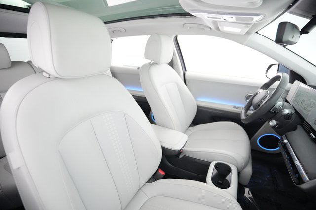 2024 Hyundai IONIQ 5 — photo 18 of 22