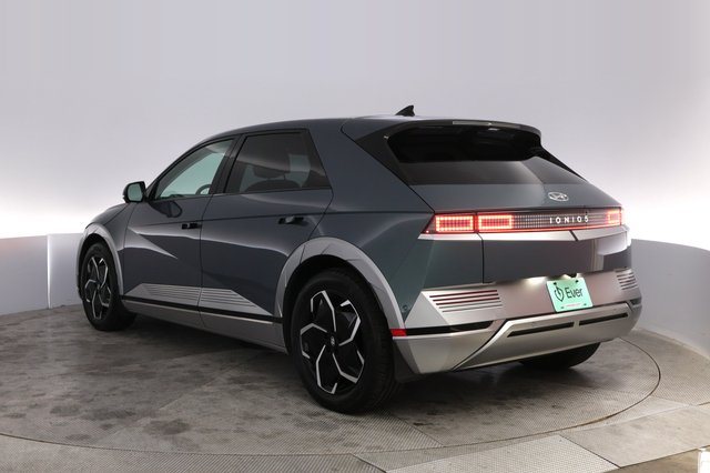 2024 Hyundai IONIQ 5 — photo 13 of 20