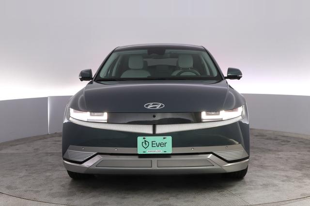 2024 Hyundai IONIQ 5 — photo 9 of 20