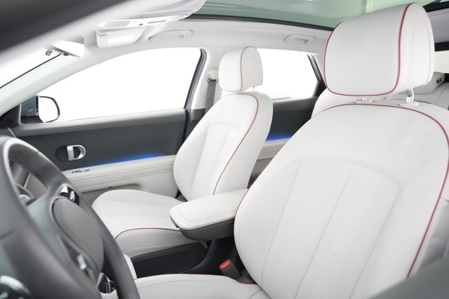 2024 Hyundai IONIQ 5 — photo 3 of 20