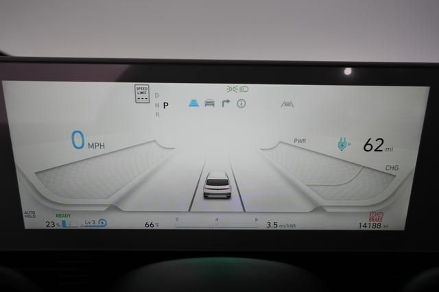 2024 Hyundai IONIQ 5 — photo 5 of 21