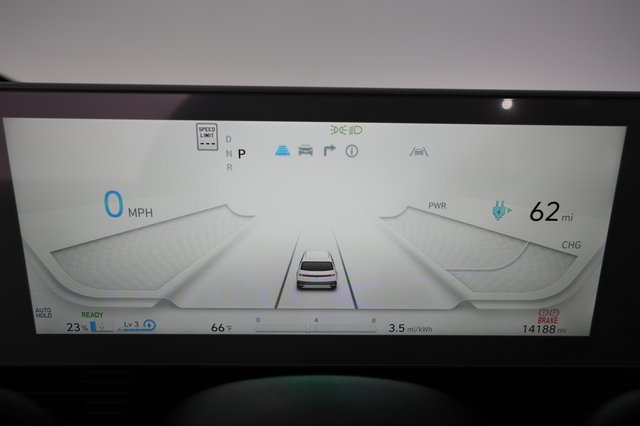 2024 Hyundai IONIQ 5 — photo 5 of 21