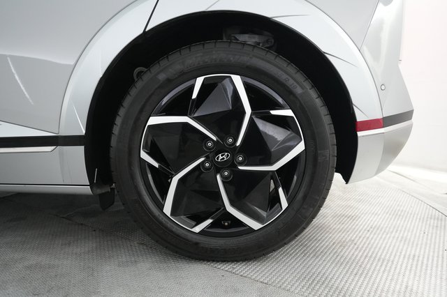2024 Hyundai IONIQ 5 — photo 7 of 21