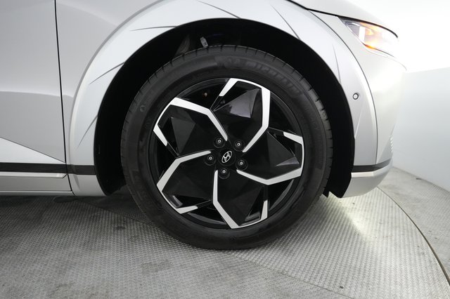 2024 Hyundai IONIQ 5 — photo 15 of 21
