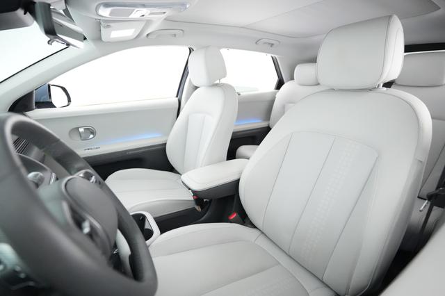 2024 Hyundai IONIQ 5 — photo 3 of 24