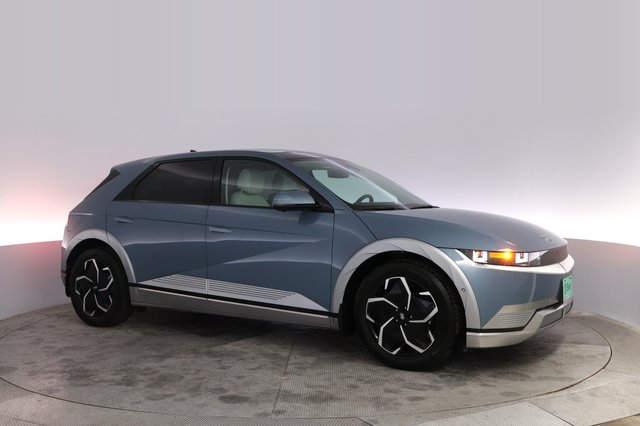 2024 Hyundai IONIQ 5 — photo 11 of 24