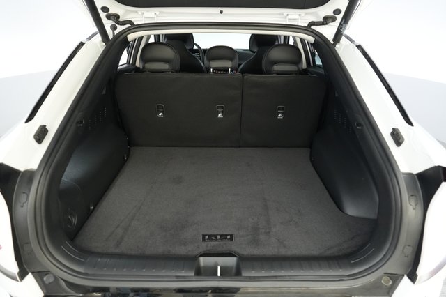 2025 Kia EV6 — photo 6 of 23