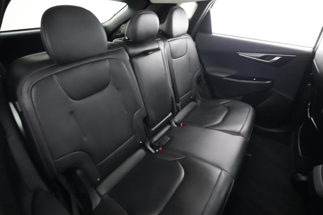 2025 Kia EV6 — photo 4 of 23