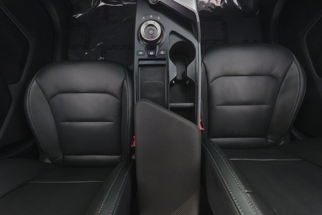 2025 Kia EV6 — photo 21 of 23