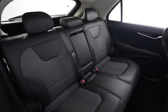 2025 Kia Niro EV — photo 4 of 21
