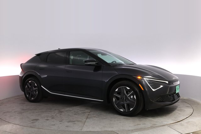 2025 Kia EV6 — photo 11 of 21