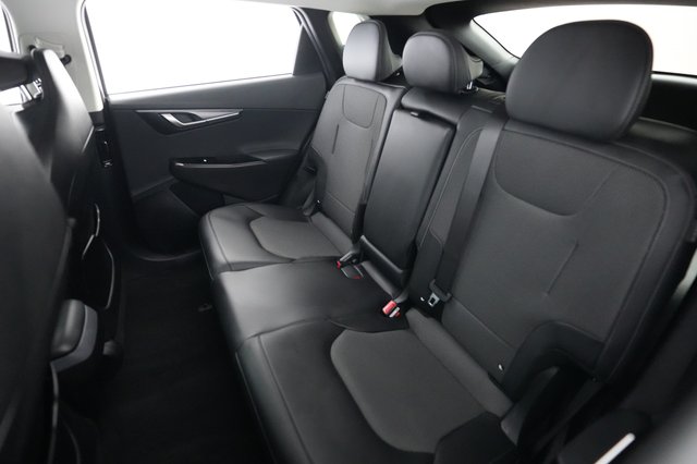 2025 Kia EV6 — photo 19 of 24