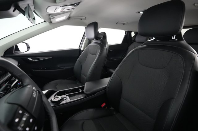 2025 Kia EV6 — photo 3 of 23