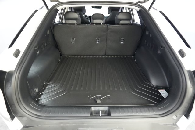 2025 Kia EV6 — photo 6 of 23