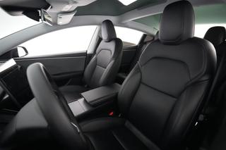 2025 Tesla Model 3 — photo 3 of 21