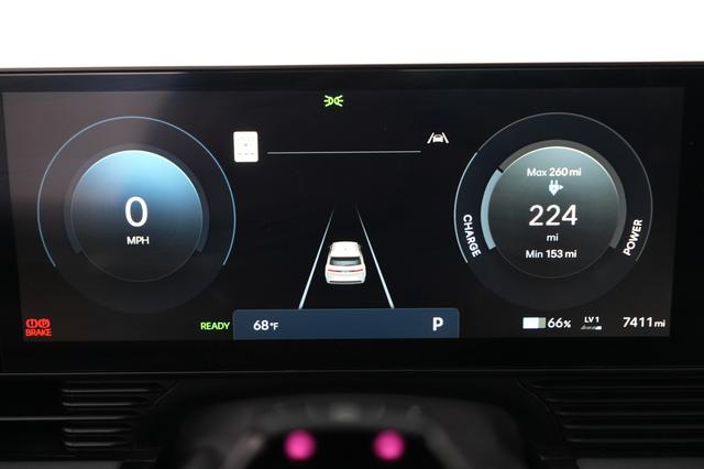 2025 Hyundai IONIQ 5 — photo 5 of 21