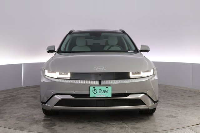 2025 Hyundai IONIQ 5 — photo 9 of 21