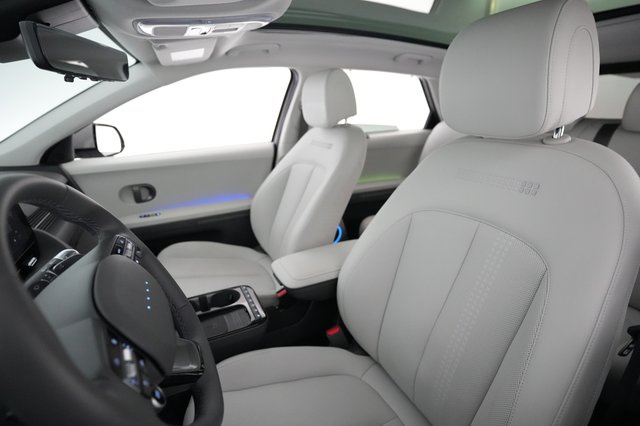 2025 Hyundai IONIQ 5 — photo 3 of 21
